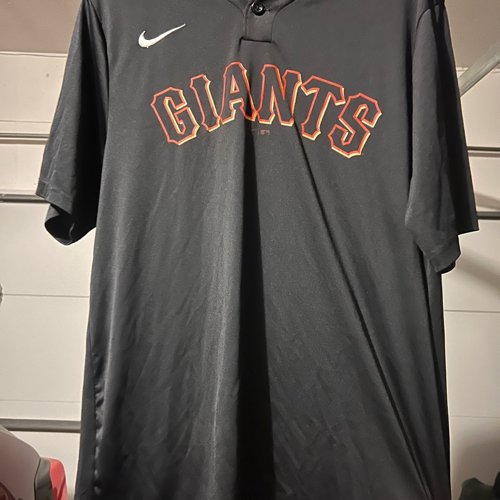 Nike Giants Black jersey Shirt size medium